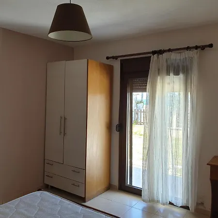 Halkidiki Holy East House בית נופש *