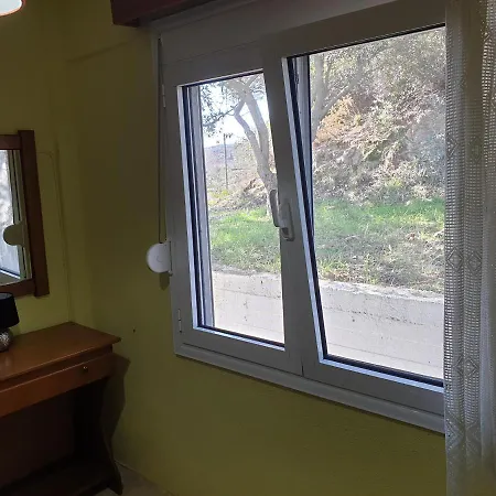 Halkidiki Holy East House בית נופש לריסוס