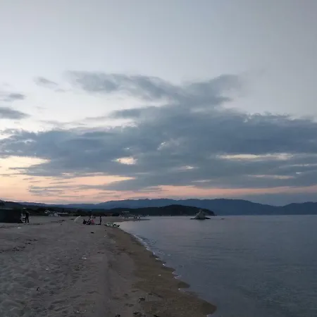 Halkidiki Holy East House לריסוס