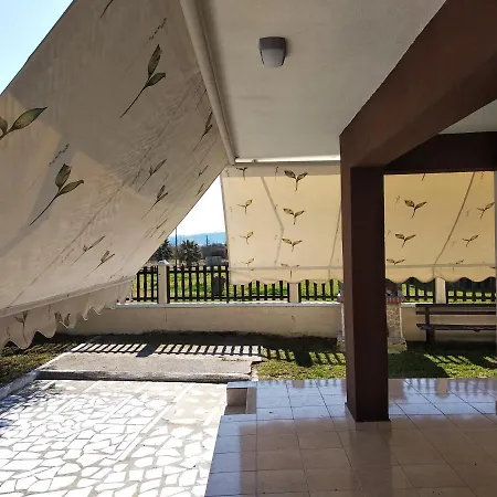 度假居 Halkidiki Holy East House *