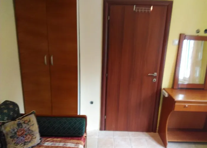 Halkidiki Holy East House *
